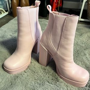 Steve Madden leather booties!